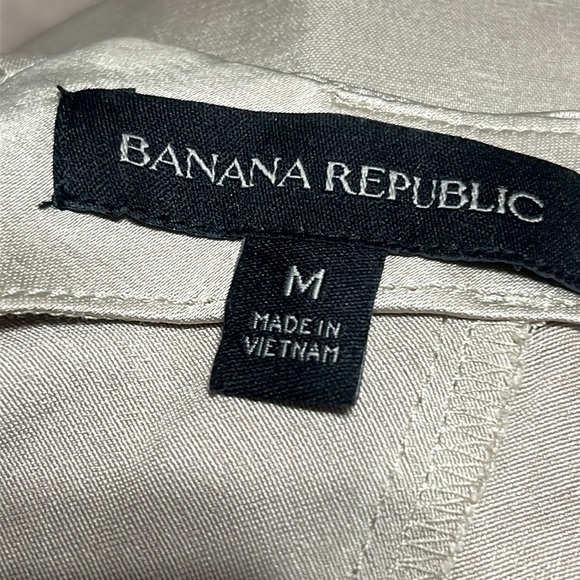 Banana Republic Classic SILVER CREAM V BACK TOP WOMEN SIZE M - Picture 3 of 8